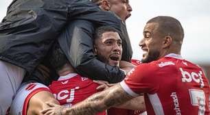 Jogador do Vila Nova não pipoca e joga responsabilidade no elenco: "Todo mundo"