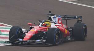 Hamilton adota cautela após testes da Ferrari em Barcelona