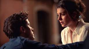 A comédia romântica da Netflix que está dando o que falar é baseada em um livro de Emily Henry