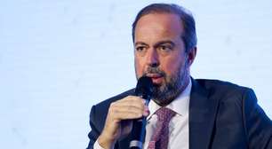 Ministro cobra solução para vazamento de água em minas da Vale