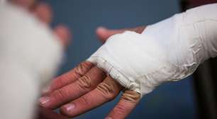 Ferimentos nas mãos não devem ser banalizados; cirurgião explica riscos