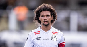 Willian Arão passa por cirurgia após pedra no rim de tamanho impressionante