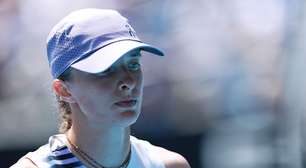 Eliminada, Swiatek critica falta de privacidade no Australian Open