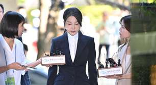 Ex-primeira-dama da Coreia do Sul é condenada a 20 meses de prisão