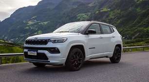 Jeep Compass Blackhawk ganha motor 2.0 turbo flex e mantém os 272cv