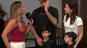 Lucas Paquetá desembarca no Rio e é recebido com festa da torcida do Flamengo