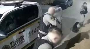 Cão baleado durante abordagem da BM em Campo Bom segue internado e ficará para adoção