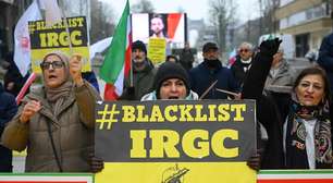 Irã publica lista com nomes de 2.986 mortos em protestos