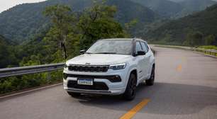 Jeep Compass Blackhawk 2026 ganha motor 2.0 flex de 272 cv no Brasil