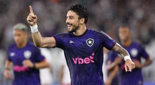 Alex Telles exalta trabalho de Anselmi após goleada do Botafogo