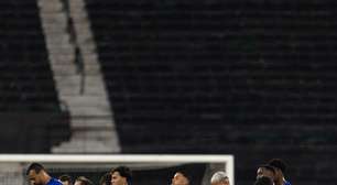 Noite desastrosa contra o Botafogo marca a pior estreia do Cruzeiro no Brasileirão