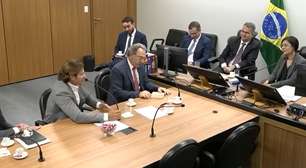 'Tá tentando me pegar desde 2019', brinca Vorcaro com investigador da PF