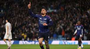 Gabriel Jesus marca, Arsenal goleia e segue isolado na liderança do Inglês