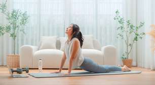 Yoga ajuda a reduzir o estresse: veja como começar na prática