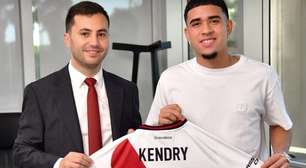 River Plate anuncia a chegada por empréstimo de Kendry Páez