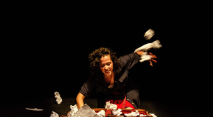 Monólogo "Pagu - Do Outro Lado do Muro" entra em temporada no Teatro de Arena, em SP