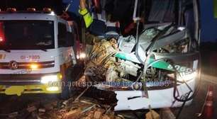 Colisão na rodovia Castello Branco: ônibus bate em carreta e deixa sete feridos em Itu