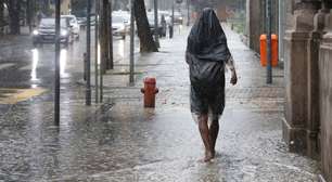 Temporais causam alagamentos e falta de luz em São Paulo