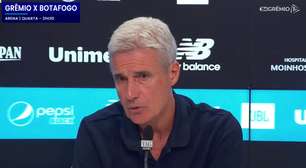 Luís Castro despista prioridades e deixa suspense no Grêmio: "Sempre o próximo jogo"
