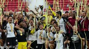 VAR, expulsão polêmica e estreia: os detalhes da vitória do Corinthians na Supercopa