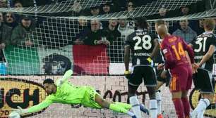 Udinese vence a Roma no Italiano e tira rival do G4