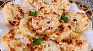 Sobremesa de abacaxi com apenas dois ingredientes que fica pronta muito rápido e é a opção mais econômica e deliciosa para o seu final de semana