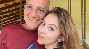 Como está a neta de Carlos Alberto de Nóbrega? Tratando câncer, Bruna Furlan fala sobre o pai
