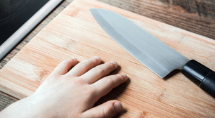 Automutilação em crianças frequentemente envolve objetos domésticos