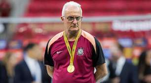 Dorival celebra título do Corinthians, mas cobra evolução: "Não podemos nos acomodar"