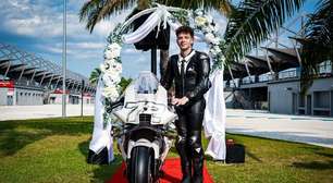 MotoGP: Marco Bezzecchi renova contrato com a Aprilia até 2027