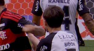Carrascal merecia a expulsão? Veja análise do VAR sobre decisão polêmica em Flamengo x Corinthians