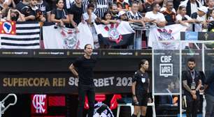 'Nunca tinha visto isso', diz Filipe Luís sobre expulsão de Carrascal na Supercopa