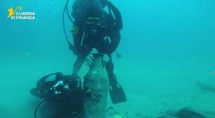 Antigo navio romano carregado de ânforas é descoberto na costa da Itália