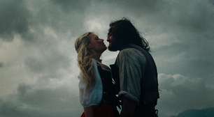 "Encheu meu quarto com rosas": Margot Robbie revela que Jacob Elordi preparou uma surpresa no dia dos namorados para ela no set de O Morro dos Ventos Uivantes