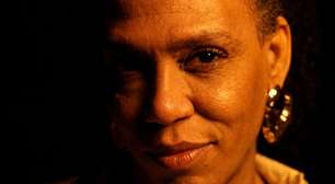 'É complicado as pessoas entenderem que uma pessoa trans pode ter câncer', diz atriz Valéria Barcellos