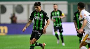 Vasco acerta pré-contrato com lateral-esquerdo Paulinho, do América Mineiro