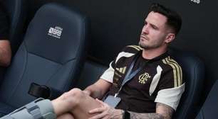 Já sem muletas, Saúl projeta retorno ao Flamengo