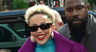 São Paulo: Doja Cat usa vestido de R$ 6,7 mil já visto em Maraisa