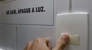 Pelo bem do seu bolso, tire estes aparelhos da tomada: esses são erros comuns que aumentam sua conta de luz sem você perceber