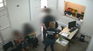 Homem é preso ao perseguir ex até delegacia enquanto ela registrava denúncia