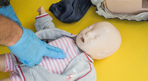 RJ terá selo 'Escola que valoriza a vida' para capacitação em técnicas de primeiros socorros