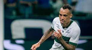 Decisivo, Breno Lopes é destaque da virada do Coritiba sobre o Cruzeiro