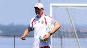 Pezzolano sinaliza mudanças no time titular do Internacional contra o São Luiz