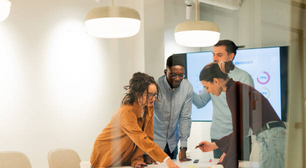 Levantar-se mais vezes ao dia está associado à saúde cardiovascular em idosos