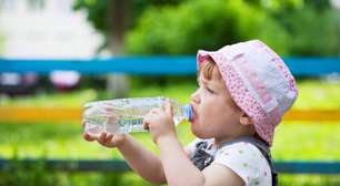 Secretaria de Saúde alerta para riscos da desidratação e reforça cuidados em dias de calor