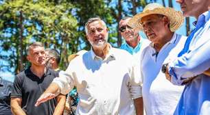 Paulo Pimenta vistoria obras de proteção contra cheias em Porto Alegre ao lado de Melo e Maneco