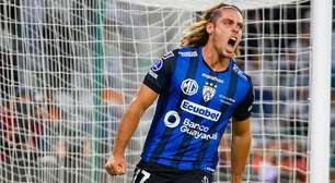 Claudio Spinelli, reforço do Vasco, mostra empolgação em chegada ao RJ: 'Prometo dar tudo de mim'