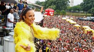 Ivete interrompe show em bloco no Ibira para evitar acidentes: 'Cuidado pra ninguém machucar'