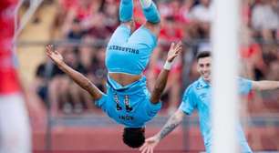 Rony marca pelo Santos e comemora: "Que seja o primeiro de muitos"