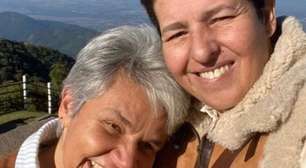 Claudia Rodrigues faz declaração de amor para a esposa